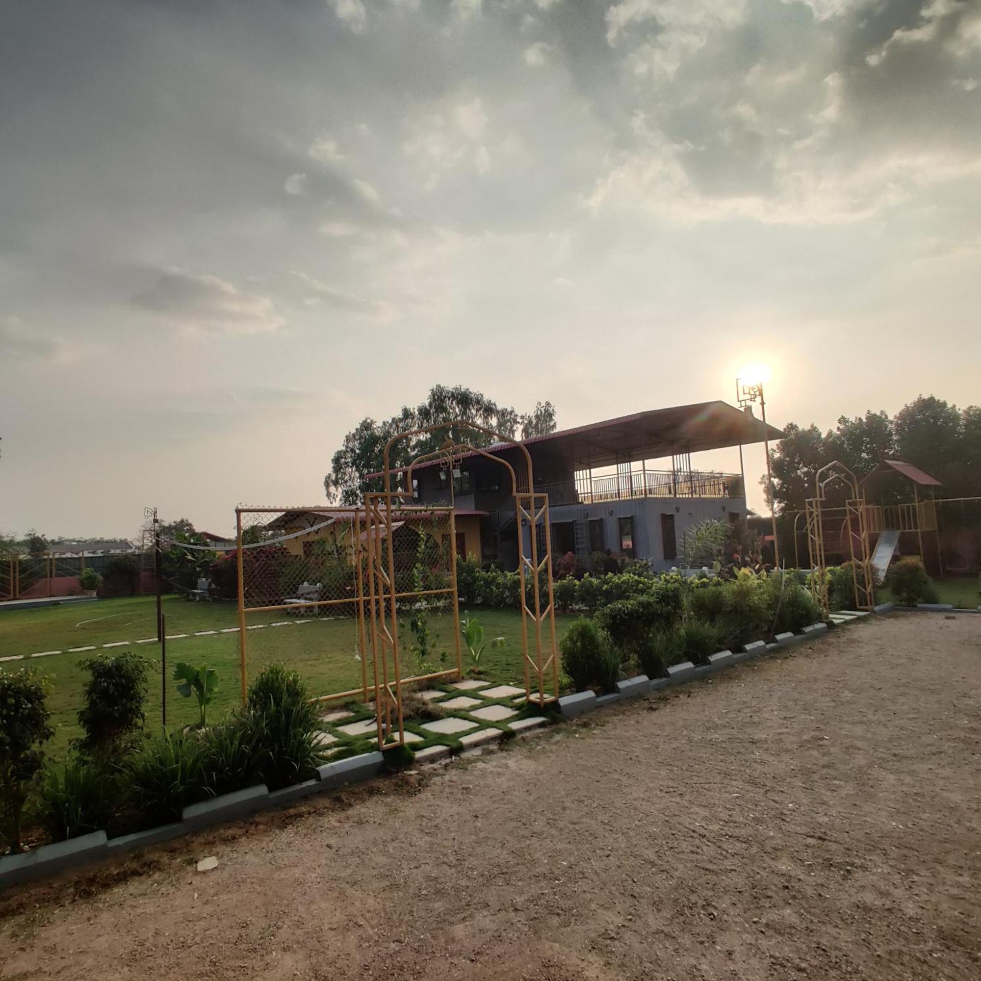 Kashmir Farmhouse - Hyderabad Villa Kültér fotó
